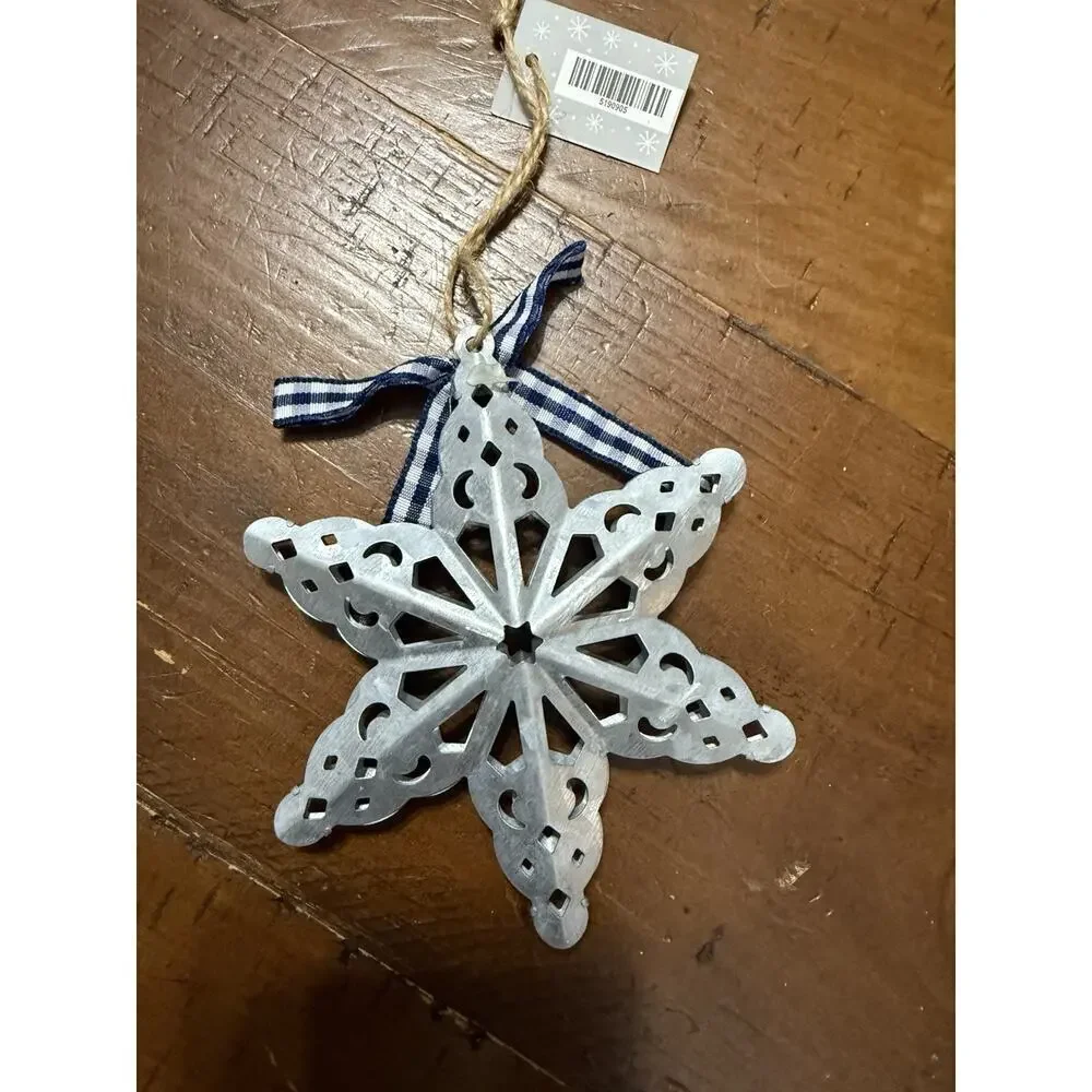 NWT Christmas Shoppe silver grey metal star with bow Christmas tree ornament